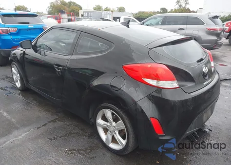 2013 Hyundai Veloster Base W/Gray from USA, damaged, VIN KMHTC6AD6DU146227